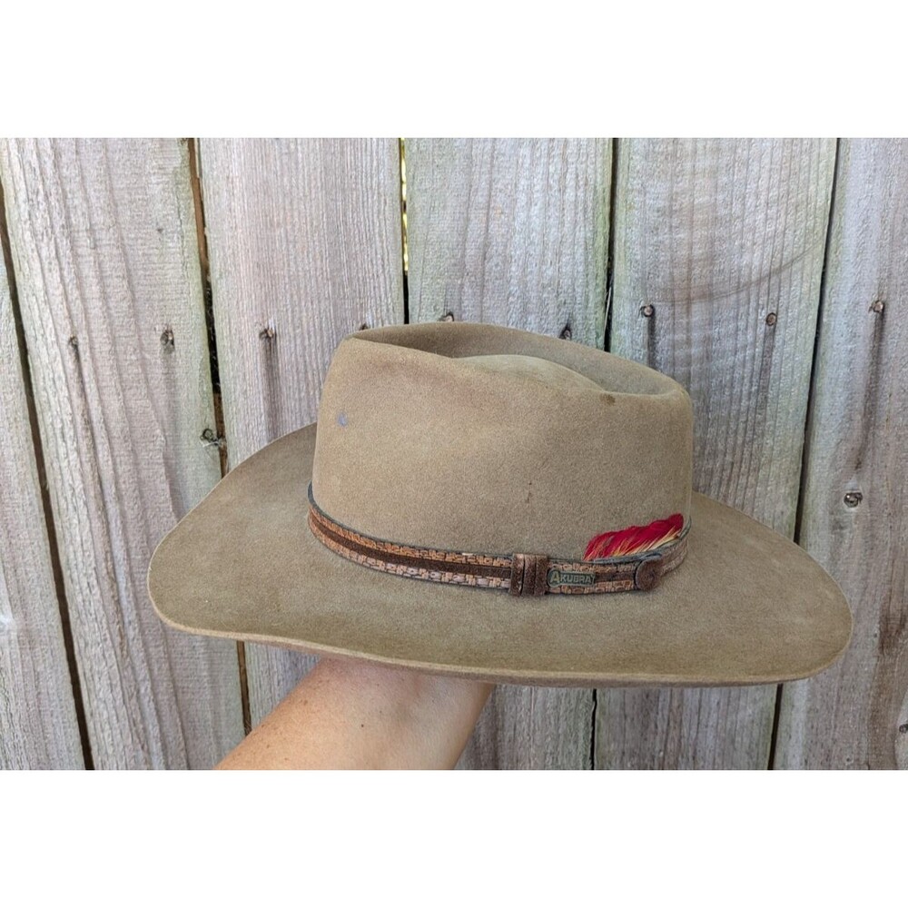 Akubra Snowy River Cowboy Hat Size 55 Fur Felt Australia Fawn Tan Color